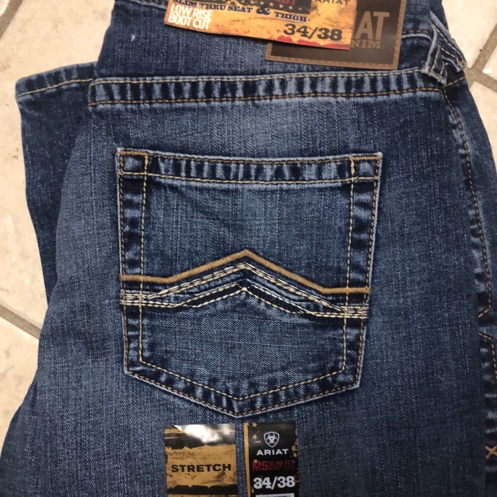 34x38 men’s ariat jeans low rise